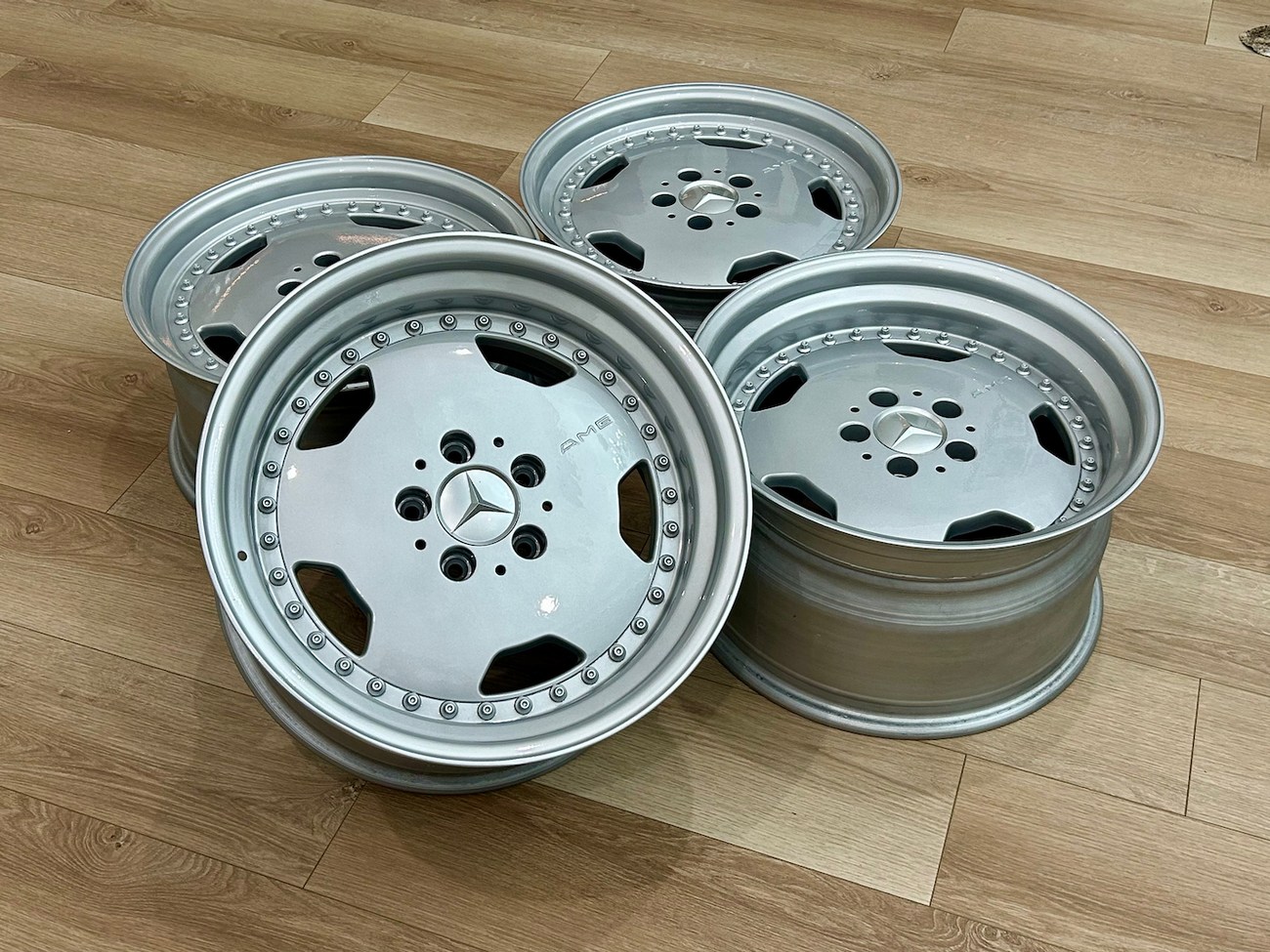 AMG Aero III Wheels by OZ Racing | 17x8.5 & 10" | 5x112 | Staggered Three-Piece - Image 5