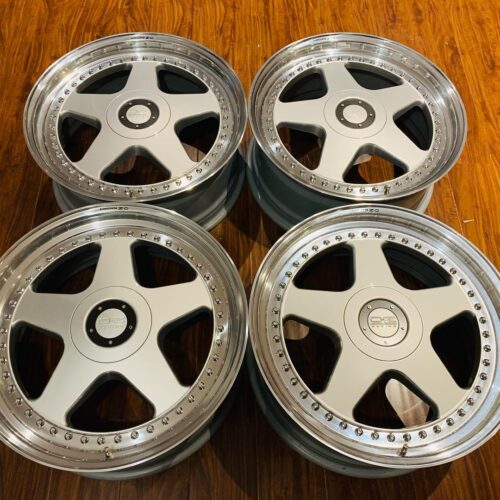 OZ Racing Futura Wheels | 20×8.5″ | 5×112 | ET+35 | Square Set