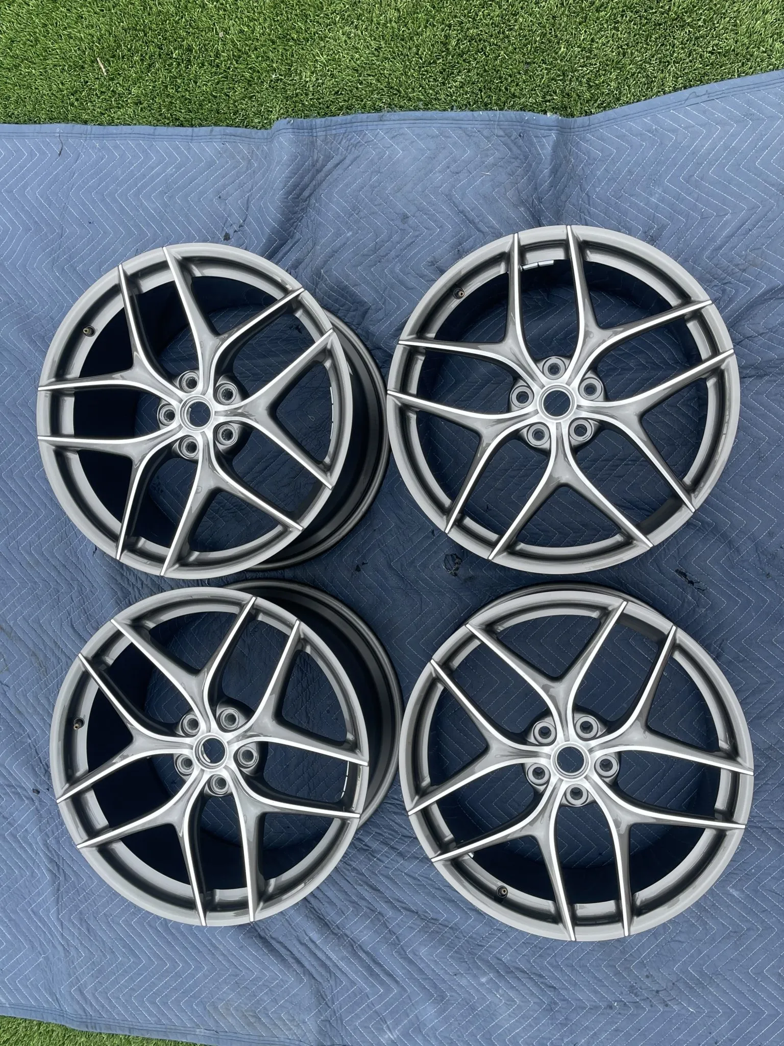 Ferrari F12berlinetta wheels forged staggered gray diamond cut set