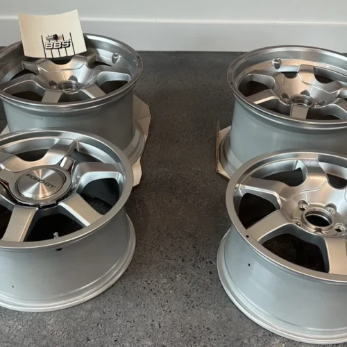 BBS Ford GT Wheels | 18×9 Front ET50 / 19×11.5 Rear ET40 | Single-Piece | Silver | Ford GT-Script Center Caps | PN 4G7V-1007-AA / 4G7V-1007-BA