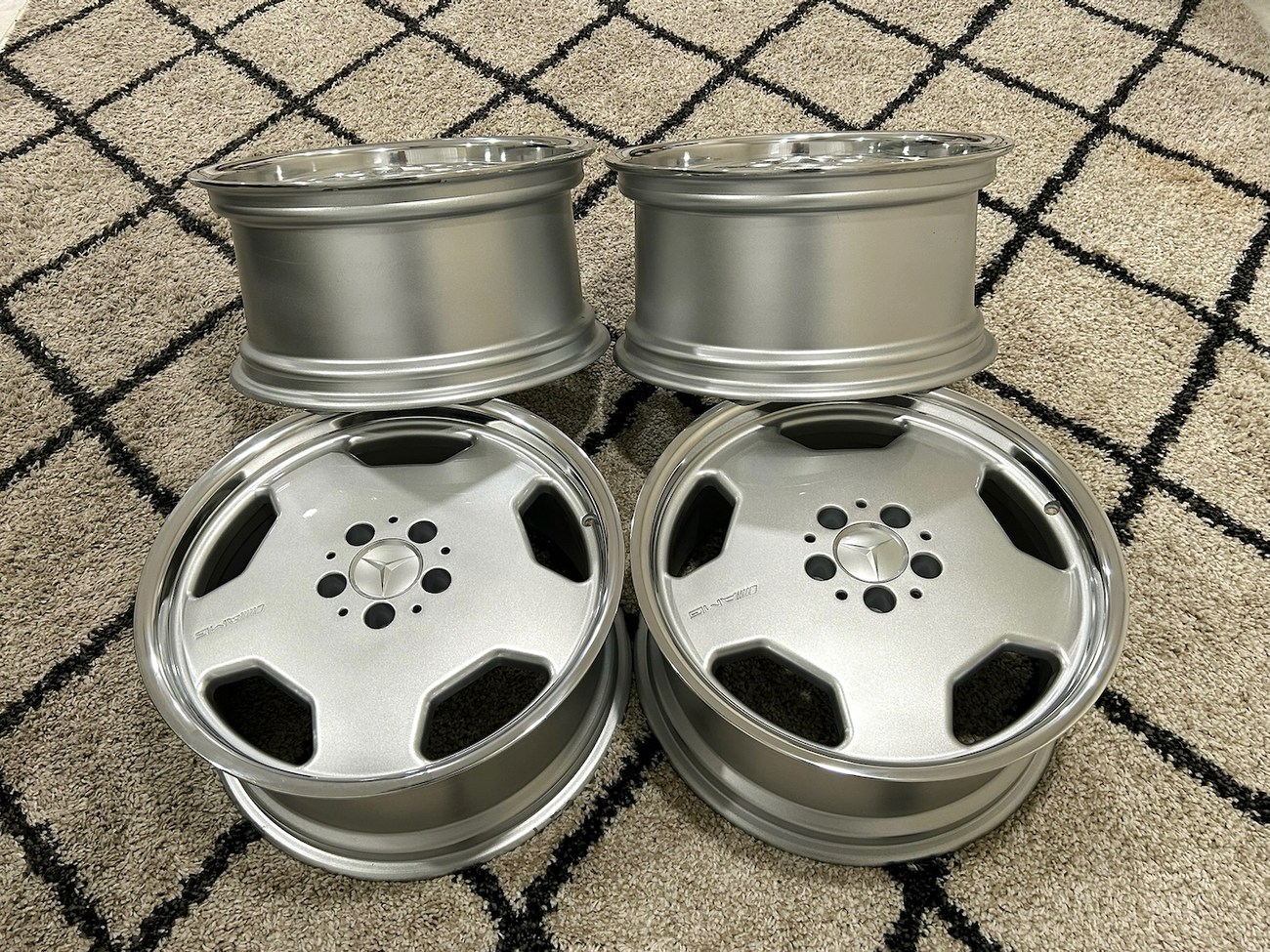 AMG Aero II Monoblock Wheels R129 W210 | 18x8 & 9" ET31/ET35 | 5x112 | Staggered | Silver / Polished Lip - Image 11