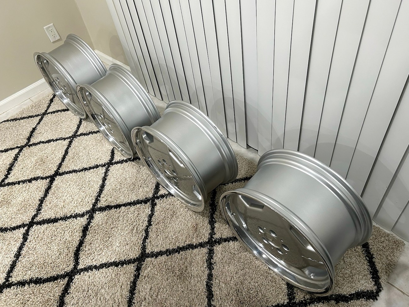 AMG Aero II Monoblock Wheels R129 W210 | 18x8 & 9" ET31/ET35 | 5x112 | Staggered | Silver / Polished Lip - Image 12