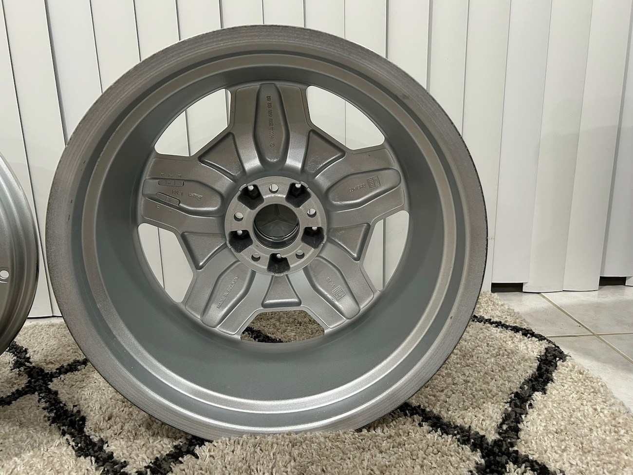 AMG Aero II Monoblock Wheels R129 W210 | 18x8 & 9" ET31/ET35 | 5x112 | Staggered | Silver / Polished Lip - Image 13
