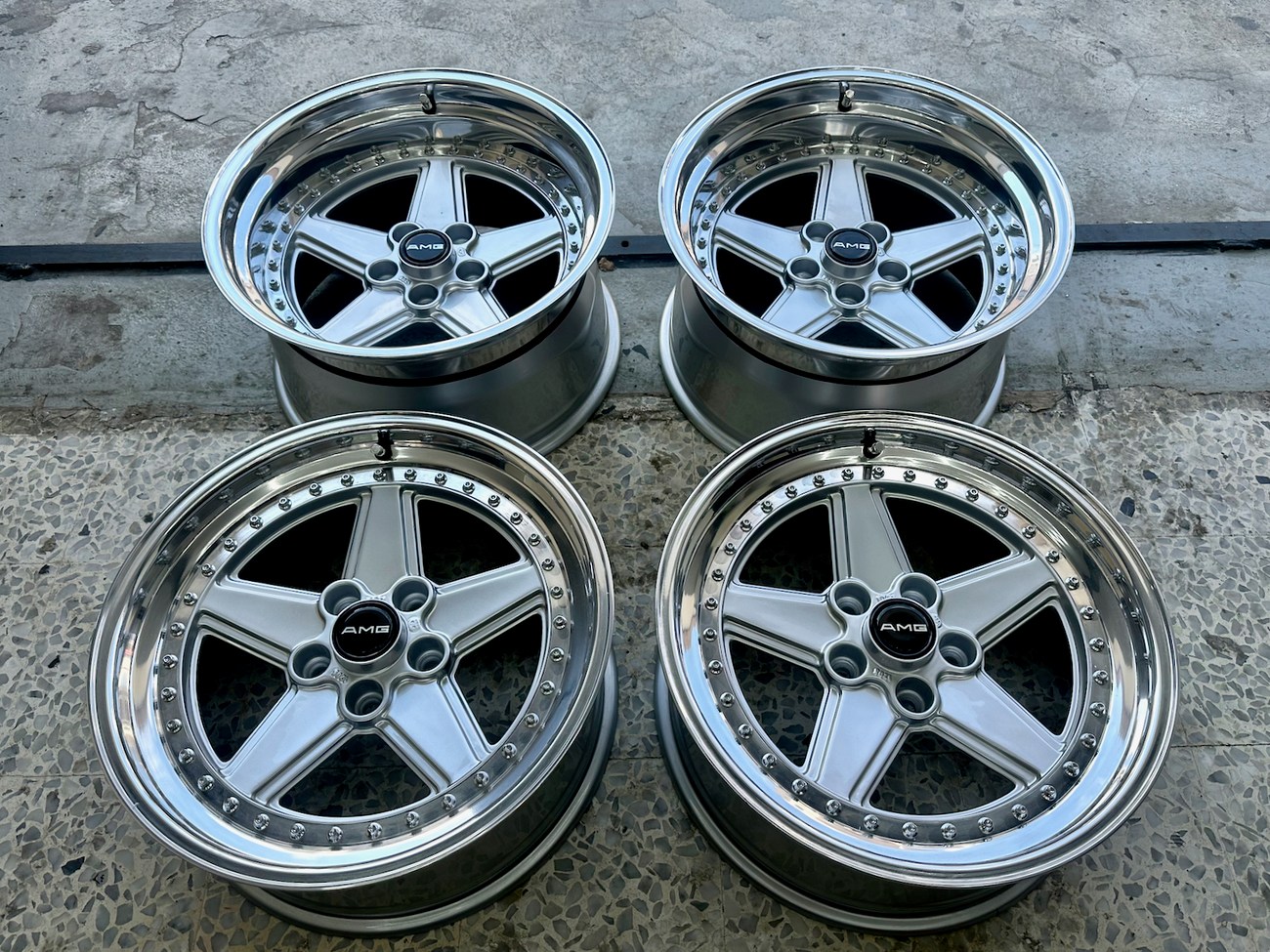 AMG Penta Wheels | 17x8.5 & 10" ET21 | 4x112 | Staggered Three-Piece | Pre-Merger 1988 | Machined Silver / Chrome Lip - Image 2