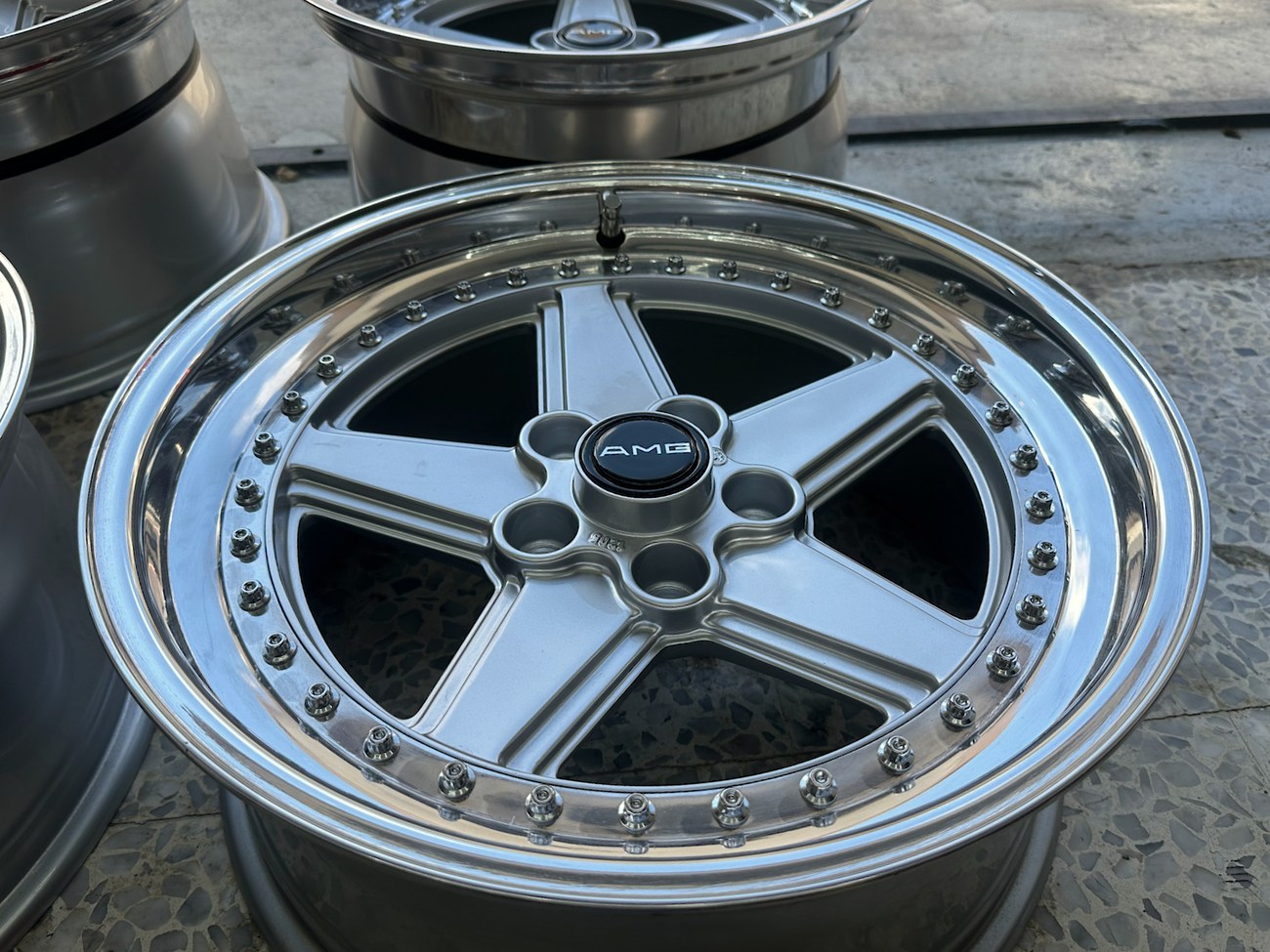 AMG Penta Wheels | 17x8.5 & 10" ET21 | 4x112 | Staggered Three-Piece | Pre-Merger 1988 | Machined Silver / Chrome Lip - Image 6