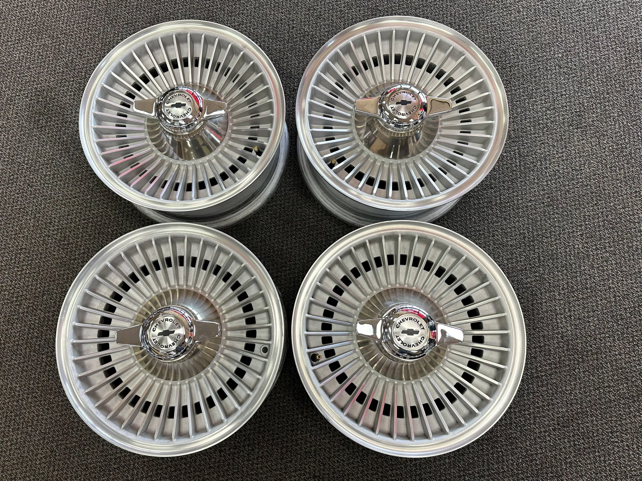Kelsey-Hayes knock-off wheels Corvette two-bar spinner set of 5