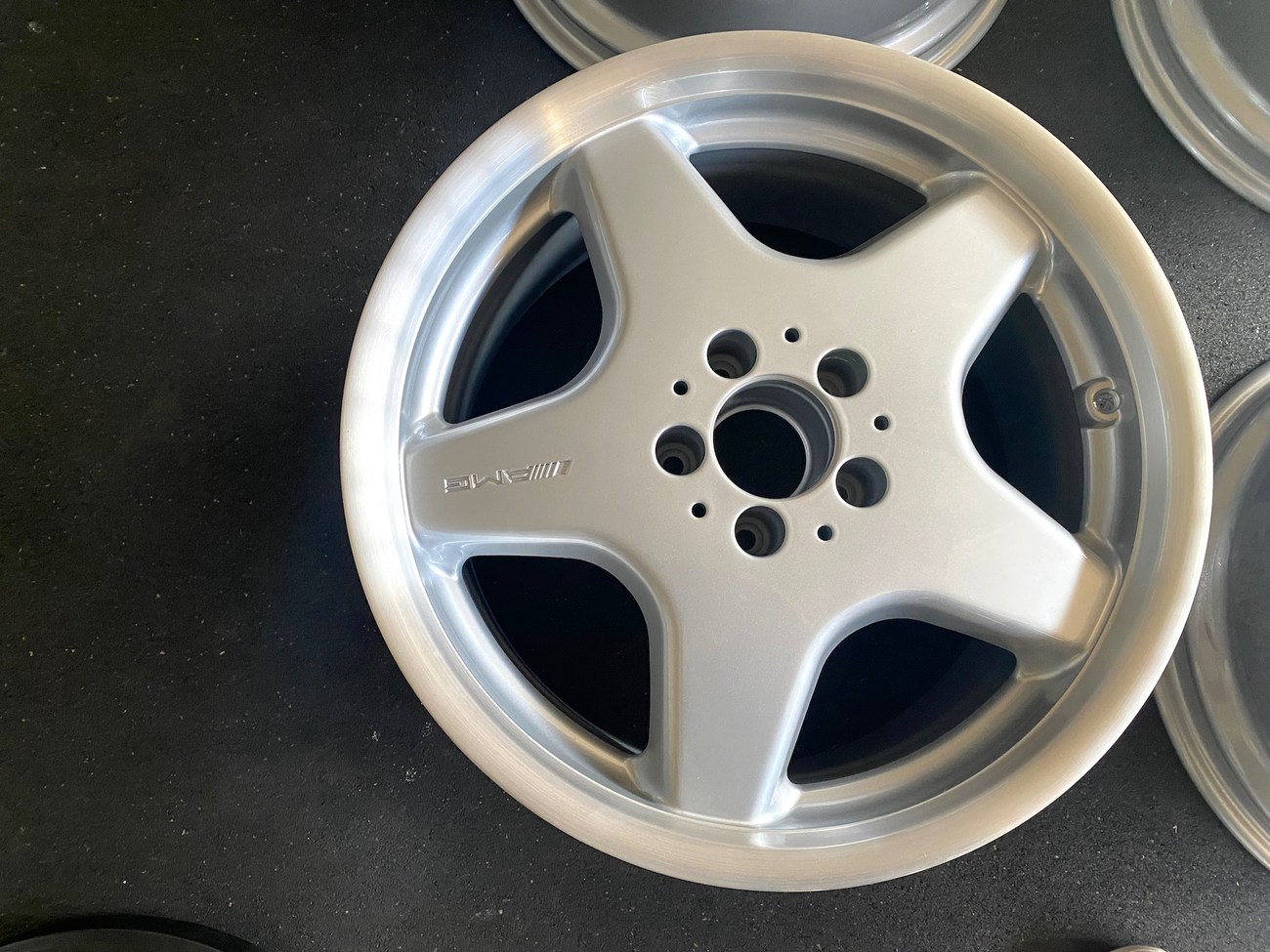 AMG Monoblock Style 1 Sport Wheels R129 | 18x8.5 & 9.5" ET25/ET23 | 5x112 | Staggered | Silver / Machined Lip - Image 9