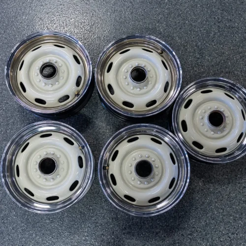 Rudge Knock-Off Wheels for Porsche 356 | 15″ (4x Widened to 5.5″ / 1x 4.5″) | Chrome | Manufactured by KPZ Germany | Splined Hubs with Knock-Off Spinners & Drum Brakes
