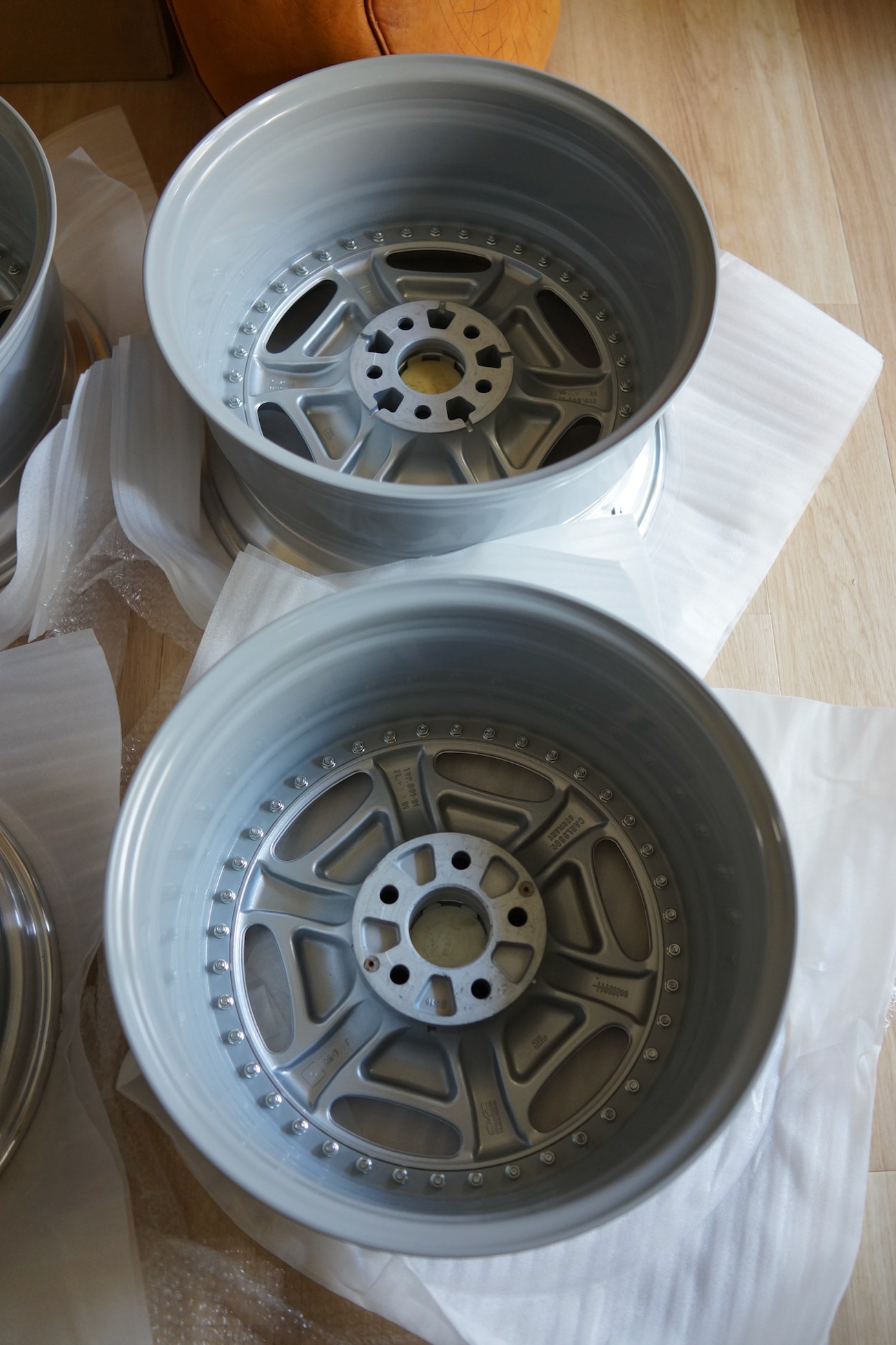 Carlsson 3/6 Wheels by OZ Racing | 18x8.5 Front / 18x10 Rear ET35/ET19 | 5x112 | Staggered Three-Piece | Silver | Mercedes-Benz - Image 10