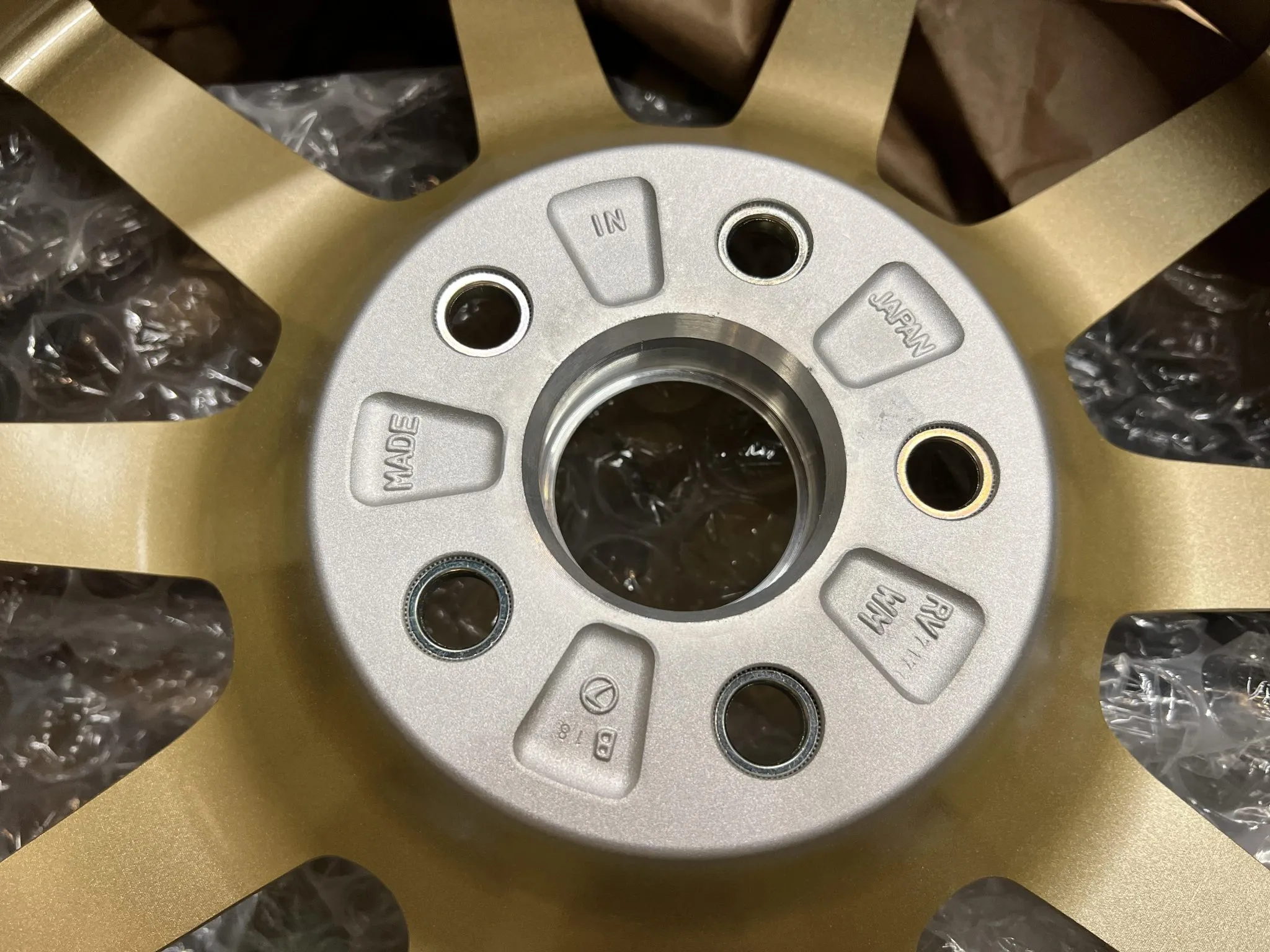 Set of Four BBS Wheels 17×7.5″ w/53mm Offset Gold Finish Forged-Alloy Construction Unmounted 225/45 Bridgestone Potenza RE070s BBS-Logo Center Caps Aluminum BBS-Logo Valve Stem Covers Rubber Valve Stems BBS-Logo Shipping Boxes - Image 15