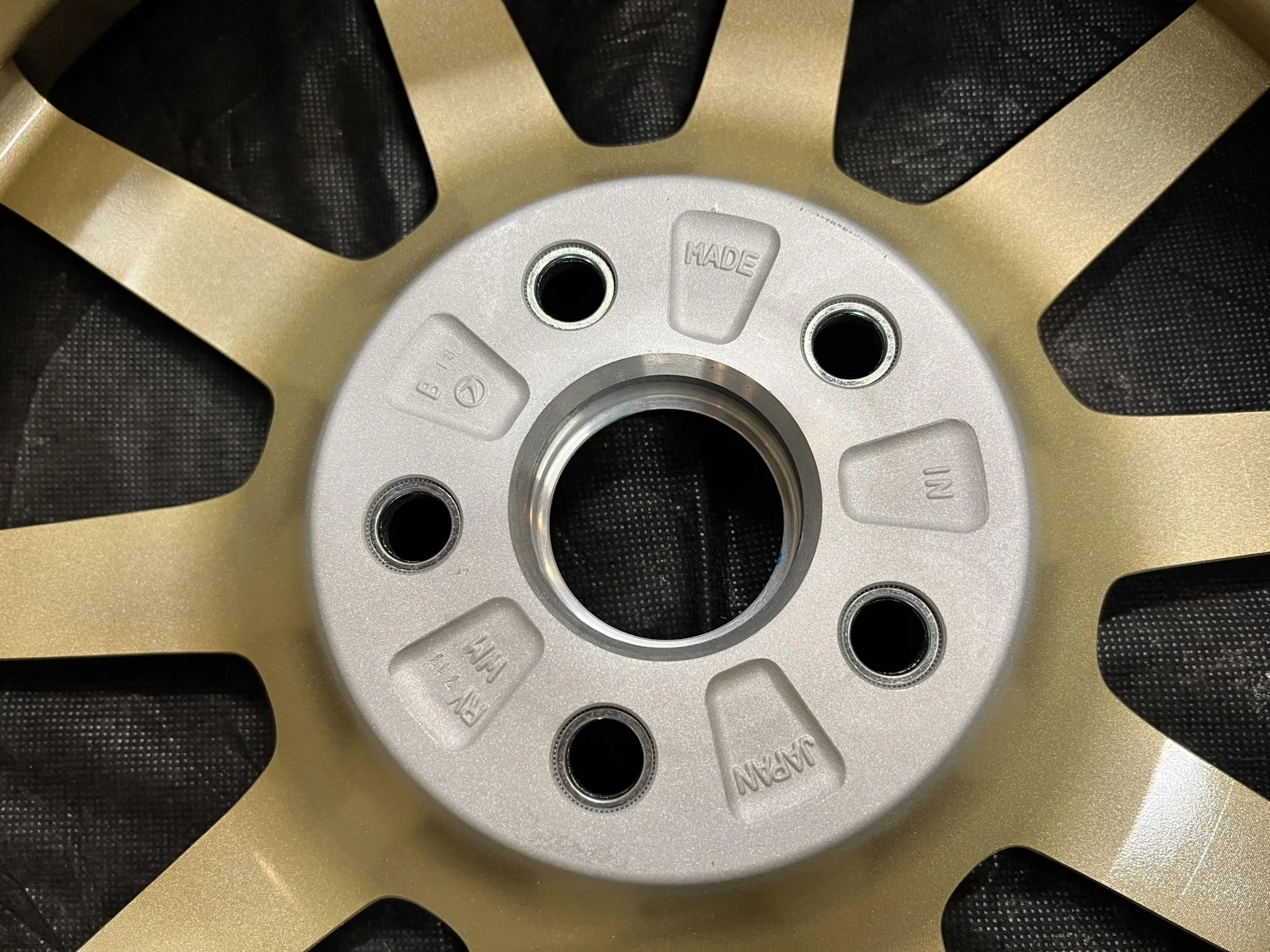 Set of Four BBS Wheels 17×7.5″ w/53mm Offset Gold Finish Forged-Alloy Construction Unmounted 225/45 Bridgestone Potenza RE070s BBS-Logo Center Caps Aluminum BBS-Logo Valve Stem Covers Rubber Valve Stems BBS-Logo Shipping Boxes - Image 16