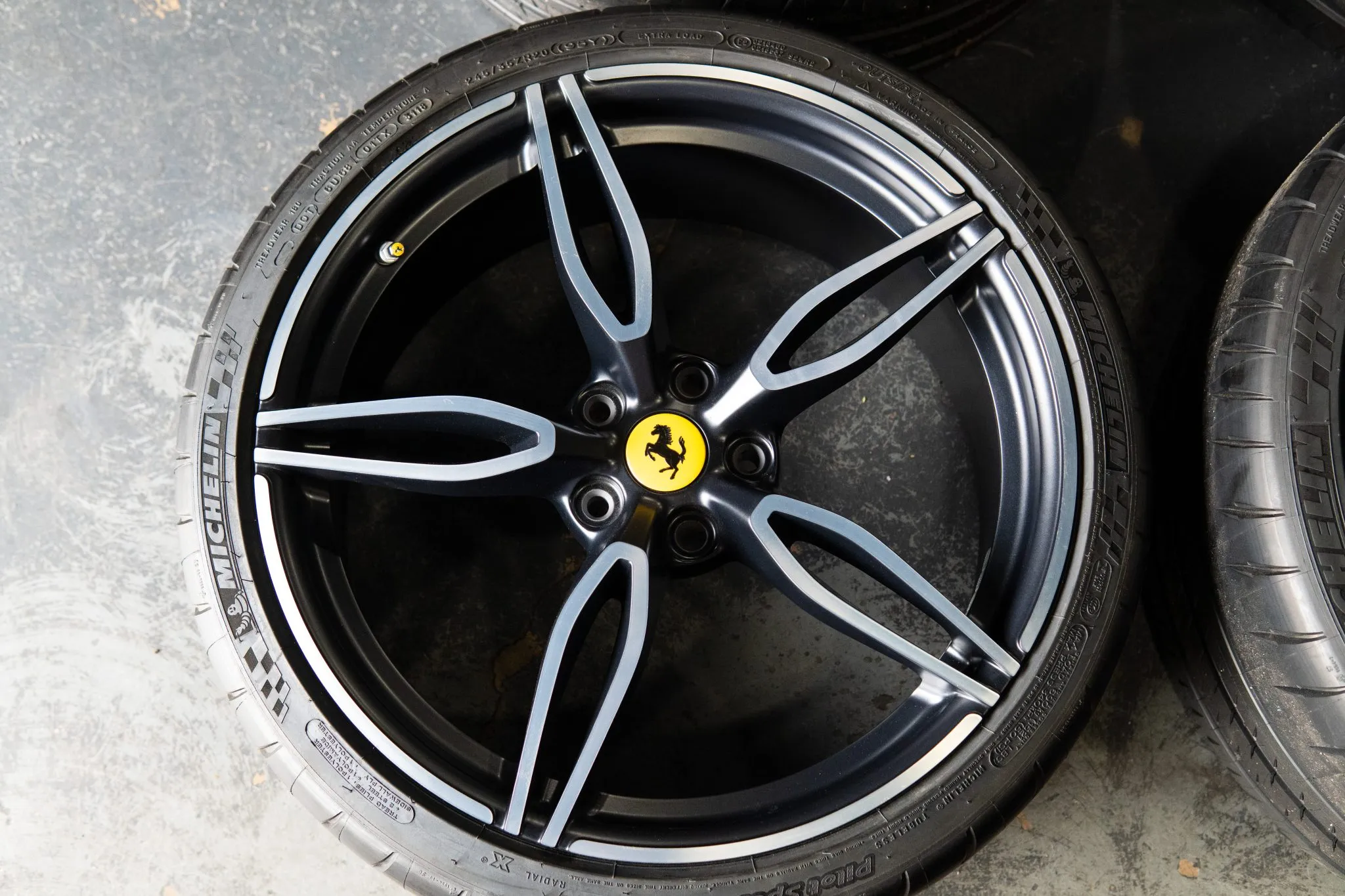 Ferrari 458 Speciale A wheels anthracite staggered 20x9 20x11 set