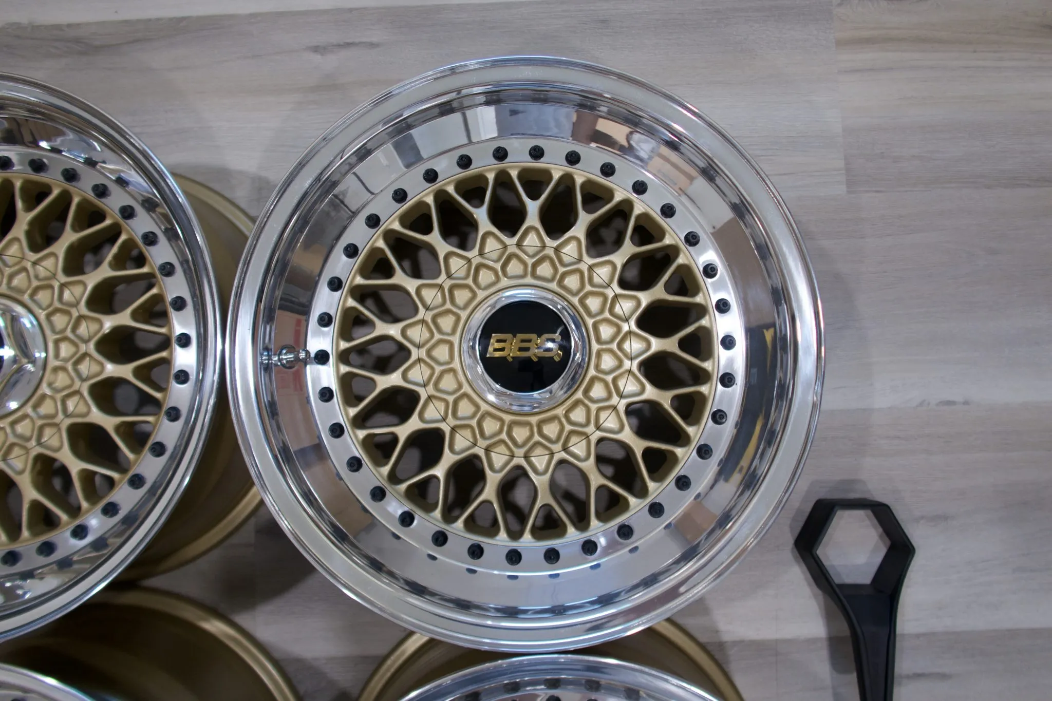 BBS Wheels for BMW E28 | 16x8 ET11 | Gold with Polished Lips | BBS-Logo Center Covers - Image 5